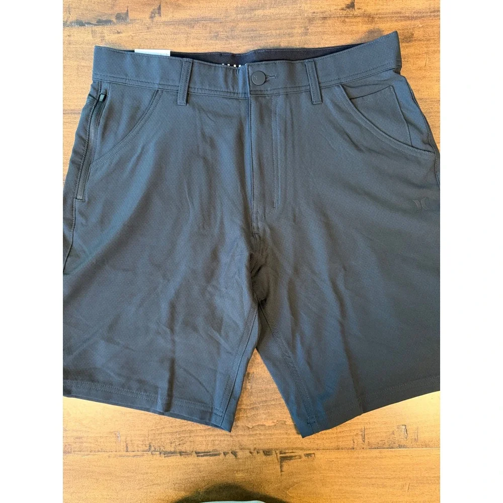 Hurley Trek Hybrid Shorts Mens 32 Black Water Repellent 4-Way Stretch NWT - Picture 1 of 3